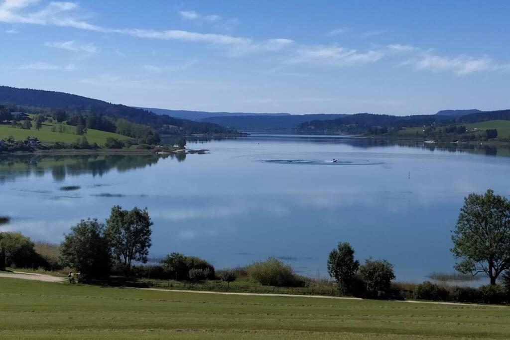 Gite Du Fourperet-Parc Naturel Du Haut-Jura Longevilles-Mont-dʼOr Buitenkant foto